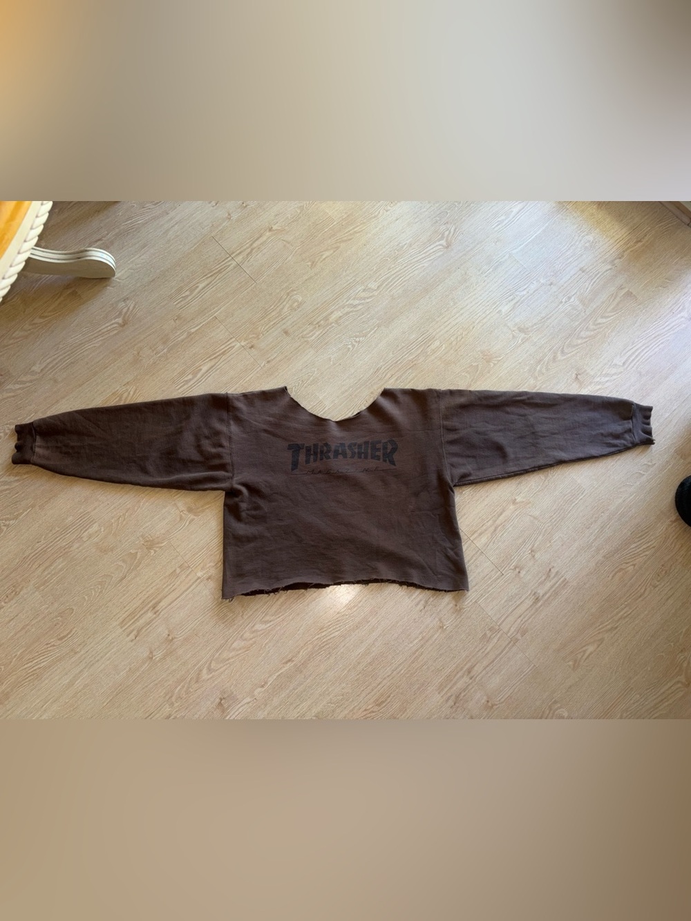 Sweatshirt - Picture 2 of 4